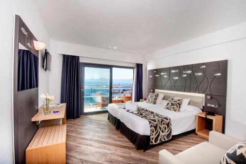 Gran Bahia & Hotel 4*